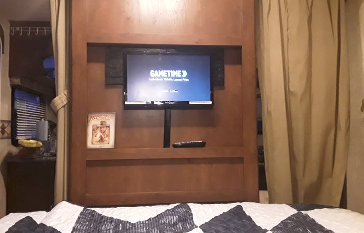 Master bedroom 12 volt TV/DVD player.  Enjoy some evenings entertainment  even with no hookups