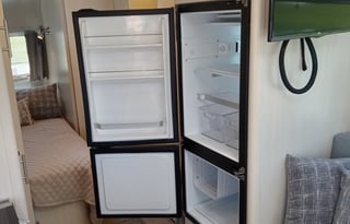 NEW! Airstream Flying Cloud 23' (Sarah Jane)