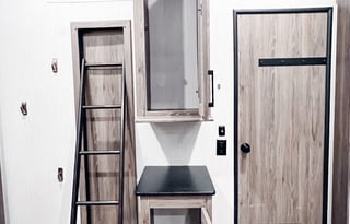 Between The Chaos !!