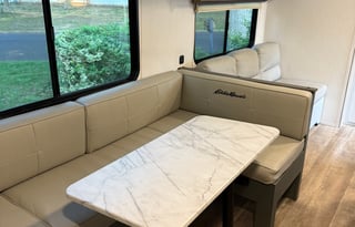 2024 Heartland Eddie Bauer 34bsbh