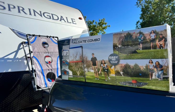 3 in 1 game perfect for family or group activities. Make it and Add on