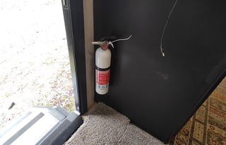 Solar powered off grid camper! Stay anywhere!