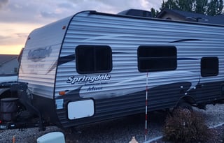 Build Outdoor Experiences With This Cozy Camper