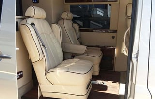 2017 Merecedes Midwest Automotive MD4 Weekender