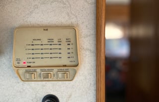 Your Adventurer Awaits in this Comfy Motorcoach