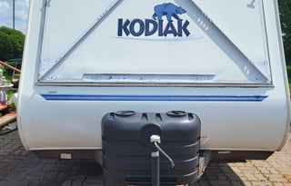 2000  Aerolite Kodiak  Everything you need to camp