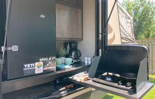 Family Friendly Hybrid Tent Trailer