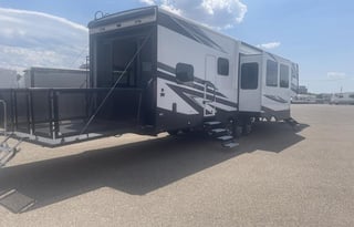 2023 Jayco Seismic 395