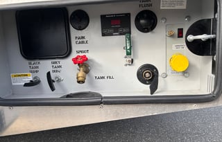 2023 Renegade Vienna 25VRML, Mercedes 3500 Chassis