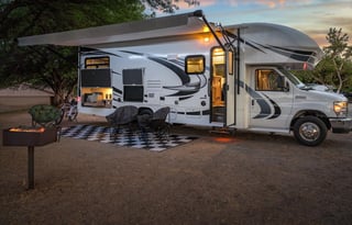 28ft Adventure Rig WITH Outdoor Kitchen & E-Bikes