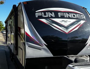 Cruiser Fun Finder XTREME LITE 23BH