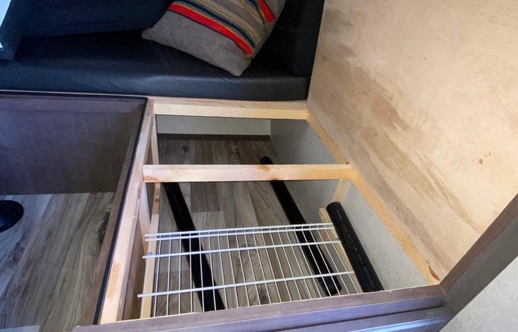 Dinette- right side storage/front door shoe rack