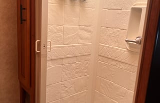 Family & Pet friendly Bunkhouse Motorhome