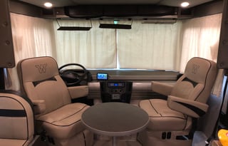 2016 Winnebago Brave 27b