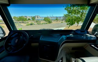 Meet Rosanna - The Cozy Family Friendly Entegra 34