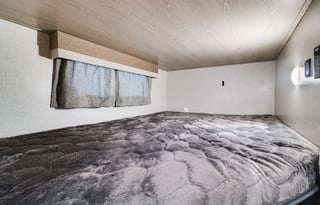 Spacious & Family Friendly Micro Lite 25 ft