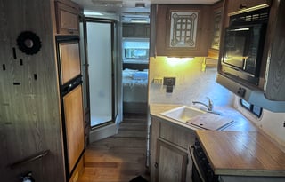1998 Coachmen RV Leprechaun 190CB Ford 350