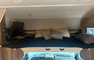 Free Starlink | Jayco Greyhawk 30X Luxury Class C