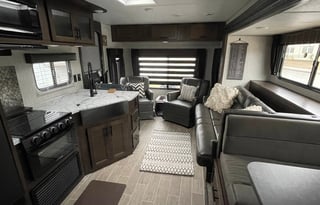 2021 Cherokee Grey Wolf Limited