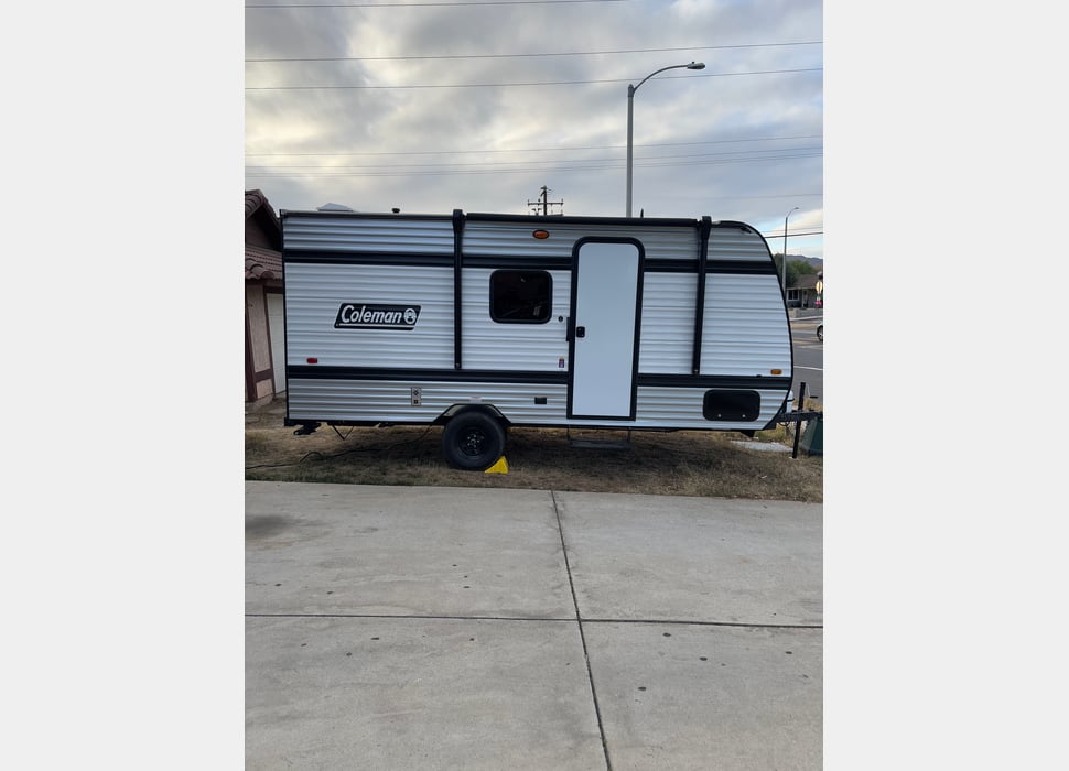 Travel Trailer rentals in Seal Beach