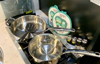 Fully Furnished Bunkhouse! Family friendly!!