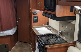 2016 Winnebago Minnie Winnie 25B w/Insurance!!!