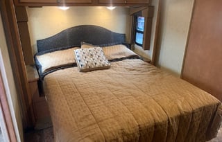 2014 Winnebago - Vista 35B