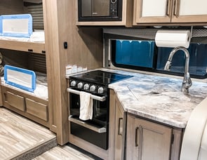 Thor Motor Coach Four Winds 31EV