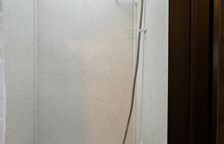 Shower and toilet (tank deodorizing provided)