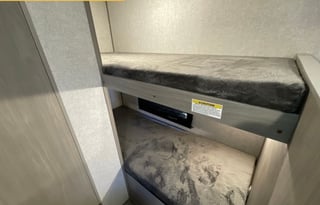 2022 Coleman Lantern 17B