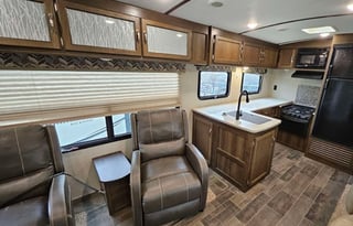 2019 Keystone RV Premier Ultra Lite 29RKPR