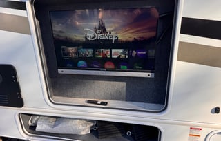 2025 33ft Coachmen 31MB - Sleeps 8