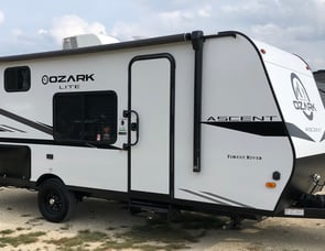 Forest River RV Ozark 1650BHK