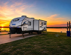 Forest River RV Cherokee Alpha Wolf 26DBH-L