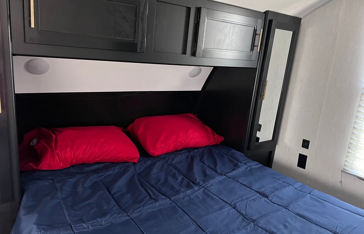 Main bedroom with queen bed - comes made with bedding.