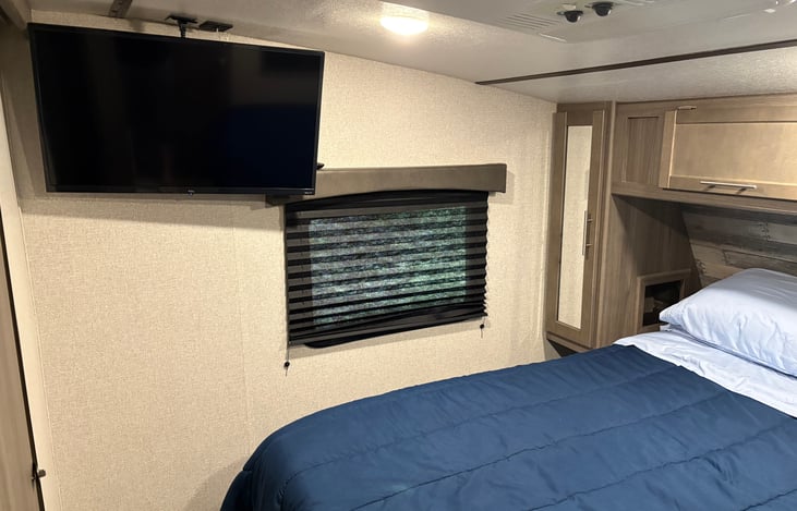 TV in the corner of the master suite, connected to WiFi, you will have to use your own streaming services.