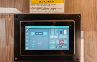 C6 *NEW* 2023 Mercedes Luxury Delano w/StarLink