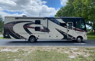 Matilda the Mirada - Coachmen Mirada 35BH