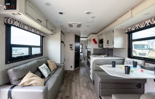 Spacious Dog Friendly and stocked for adventure!!!