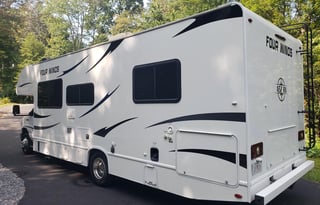 2021 Class C Thor Four Winds Easy Glamper