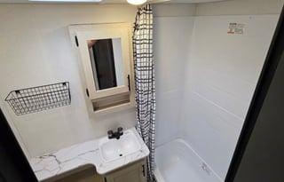 Spacious Shasta I-5–Sleeps 10 | Triple A/C & Bunks