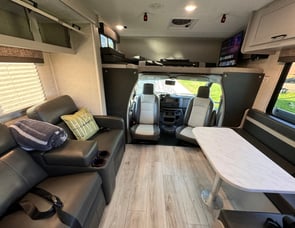 Coachmen RV Freelander 26DS Ford 450