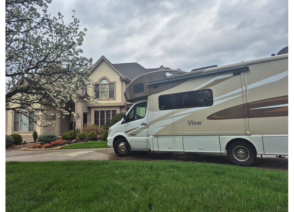 Class C Motor Home rentals in Hebron