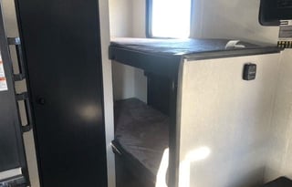 2021  Wolf Pup 16BHS- Super Easy Tow