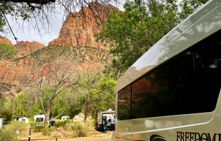 Vincent Van Go - Leisure Travel Van Serenity