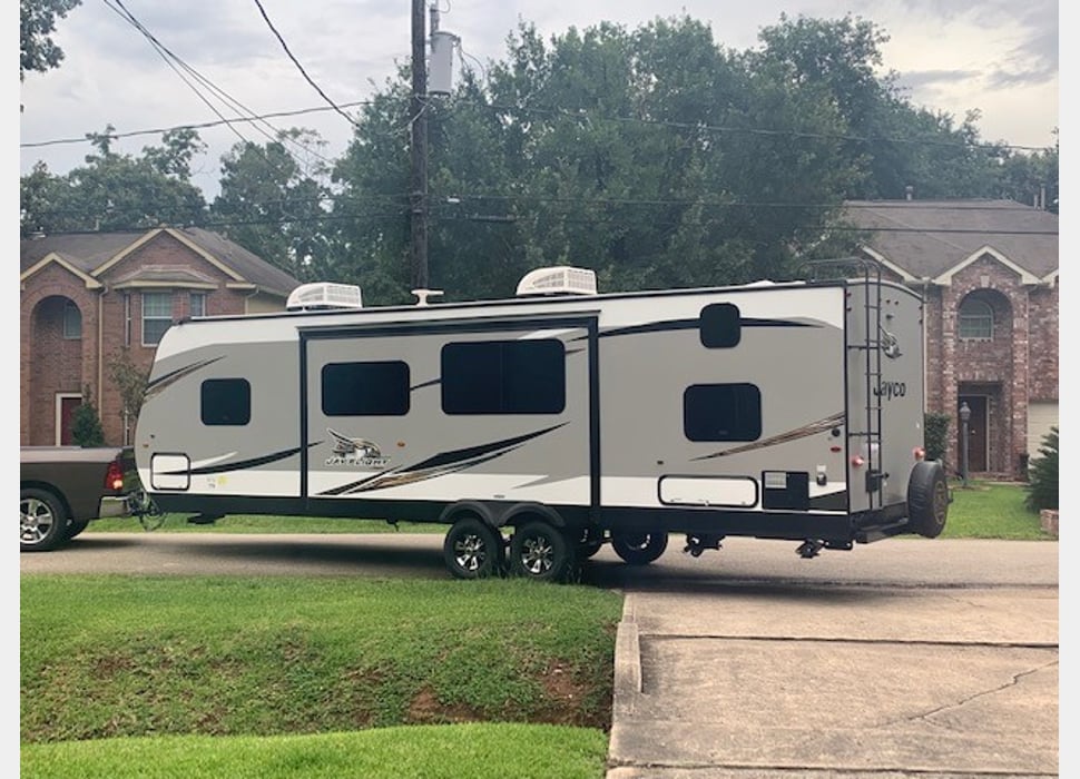 Travel Trailer rentals in Willis