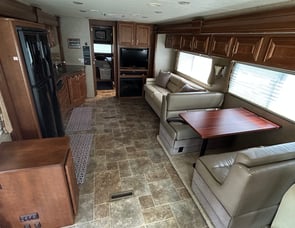 Thor Motor Coach Challenger 37DT