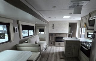 2025 Coachmen RV Catalina Legacy 343BHTS