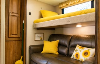 2 Bedroom/2 Bath w tub Luxury Fifth WheelGWTX 2797