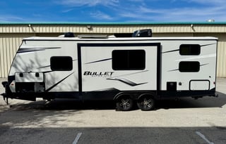 2022 Keystone BULLET 250BHS DELIVERY ONLY